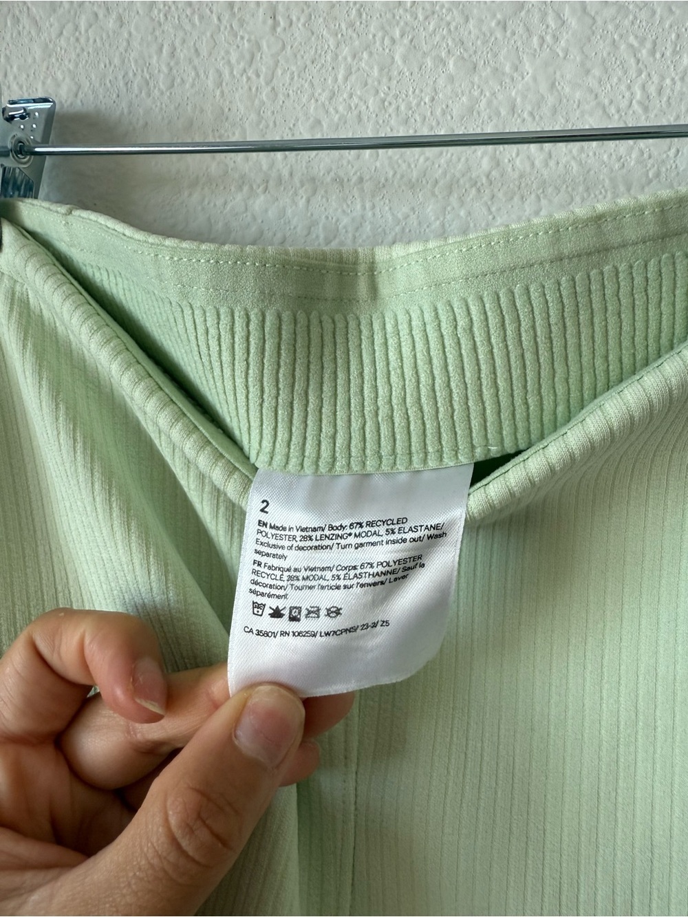 LULULEMON Set in Light green color - Picture 5 of 10